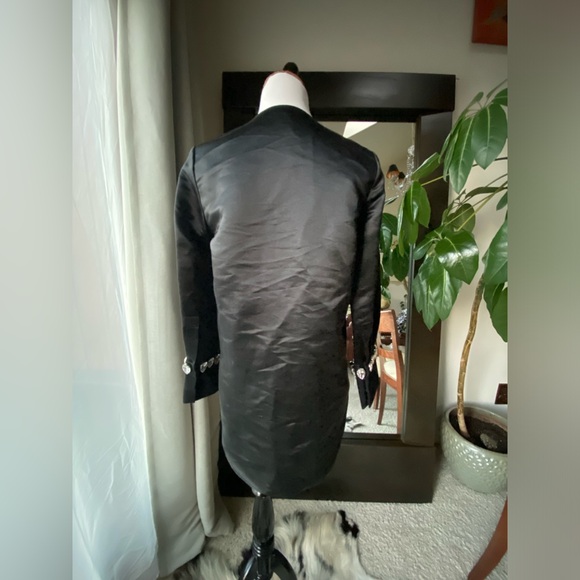 ✨ Chic Black Silk Thomas Wylde Coat with Crystal Detailing ✨ - Picture 7 of 9